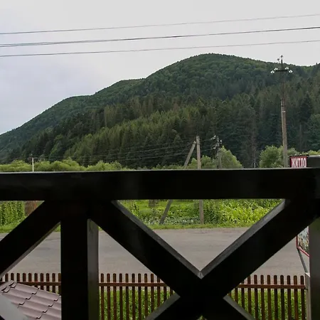 Гостинний Двір